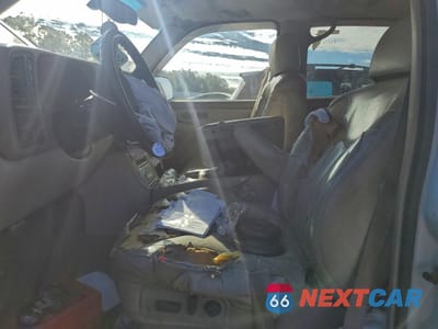 Zdjęcie 7 z 13 samochodu: 2001 GMC YUKON VIN:1GKEK13T91J117166 - miniatura