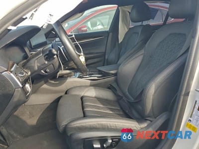 Zdjęcie 7 z 11 samochodu: 2021 BMW 530 I VIN:WBA53BH07MWX06234 - miniatura