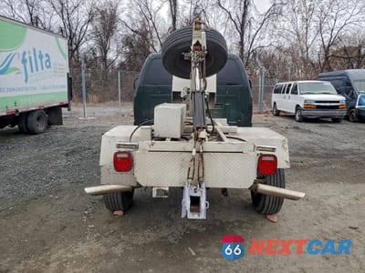 Zdjęcie 6 z 14 samochodu: 2001 FORD F250 SUPER DUTY VIN:1FTNX21L81EC52282 - miniatura