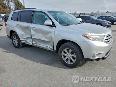 Czwarte zdjęcie samochodu z boku: 2012 TOYOTA HIGHLANDER BASE VIN:5TDZA3EH7CS024480 - miniatura