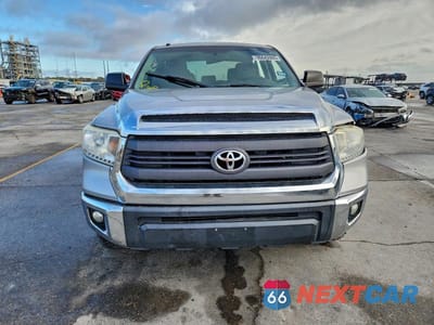 Piąte zdjęcie samochodu w środku: 2015 TOYOTA TUNDRA SR5 VIN:5TFEM5F10FX088362 - miniatura