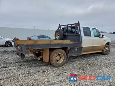 Trzecie zdjęcie samochodu z tyłu: 2004 FORD F350 SUPER DUTY VIN:1FTWW33P84EC27738 - miniatura