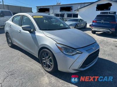 2019 TOYOTA YARIS L 3MYDLBYV8KY509896 - główne zdjęcie licytacji z USA - miniatura