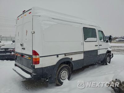 Trzecie zdjęcie samochodu z tyłu: 2004 DODGE SPRINTER 2500 DELIVERY VAN VIN:WD2PD644145689234 - miniatura