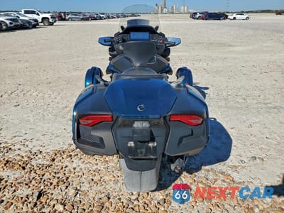 Czwarte zdjęcie samochodu z boku: 2024 CAN-AM SPYDER ROADSTER RT VIN:2BXNBDD24RV003321 - miniatura
