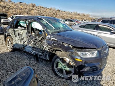 Czwarte zdjęcie samochodu z boku: 2020 AUDI Q5 TITANIUM PREMIUM PLUS VIN:WA1ENAFY8L2074912 - miniatura