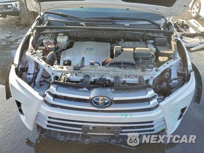 Zdjęcie 12 z 14 samochodu: 2017 TOYOTA HIGHLANDER HYBRID VIN:5TDBGRFH7HS028652 - miniatura