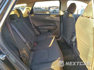 Zdjęcie 11 z 16 samochodu: 2024 KIA SPORTAGE LX VIN:KNDPUCDG6R7144555 - miniatura