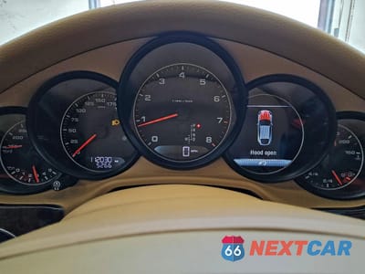 Zdjęcie 9 z 13 samochodu: 2015 PORSCHE PANAMERA 2 VIN:WP0AA2A79FL001499 - miniatura