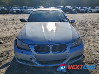 Piąte zdjęcie samochodu w środku: 2009 BMW 328 XI SULEV VIN:WBAPK535X9A644445 - miniatura