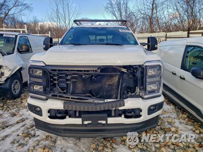 Piąte zdjęcie samochodu w środku: 2026 FORD F350 SUPER DUTY VIN:1FT8X3BN7TEC83724 - miniatura