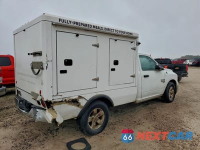 Trzecie zdjęcie samochodu z tyłu: 2022 RAM 1500 REFRIGERATED DELIVERY TRUCK VIN:3C6JR6DG2NG427940 - miniatura
