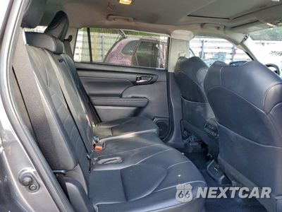 Zdjęcie 11 z 13 samochodu: 2020 TOYOTA HIGHLANDER XLE VIN:5TDHZRBH2LS521223 - miniatura