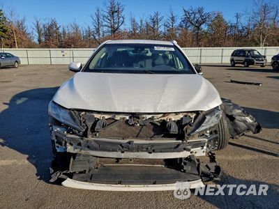 Piąte zdjęcie samochodu w środku: 2020 TOYOTA CAMRY LE VIN:4T1C11AK2LU942768 - miniatura