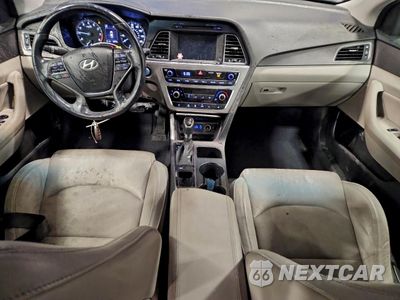 Zdjęcie 8 z 15 samochodu: 2017 HYUNDAI SONATA SPORT VIN:5NPE34AF4HH560237 - miniatura