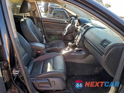 Zdjęcie 7 z 12 samochodu: 2010 VOLKSWAGEN JETTA WOLFSBURG VIN:3VWRA7AJ2AM151308 - miniatura