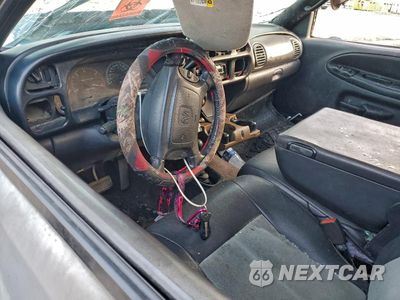 Zdjęcie 8 z 12 samochodu: 2002 DODGE RAM 2500 VIN:3B7KF23632M234779 - miniatura