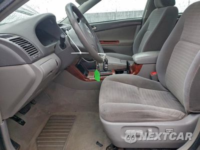 Zdjęcie 7 z 13 samochodu: 2005 TOYOTA CAMRY LE VIN:4T1BE32K55U583719 - miniatura