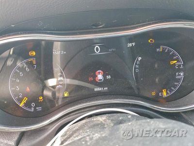 Zdjęcie 9 z 12 samochodu: 2018 JEEP GRAND CHEROKEE LIMITED VIN:1C4RJFBG0JC388316 - miniatura