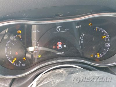 Zdjęcie 9 z 13 samochodu: 2018 JEEP GRAND CHEROKEE LIMITED VIN:1C4RJFBG0JC388316 - miniatura