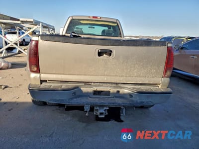 Zdjęcie 6 z 14 samochodu: 2001 CHEVROLET SILVERADO K3500 VIN:1GCJK33191F130667 - miniatura