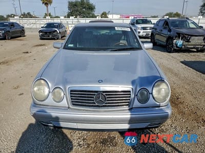 Piąte zdjęcie samochodu w środku: 1997 MERCEDES-BENZ E 320 VIN:WDBJF55F2VA437656 - miniatura
