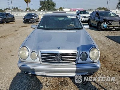Piąte zdjęcie samochodu w środku: 1997 MERCEDES-BENZ E 320 VIN:WDBJF55F2VA437656 - miniatura