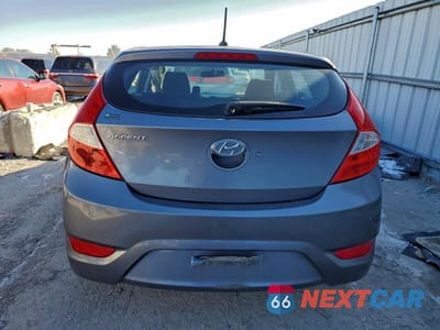Zdjęcie 6 z 12 samochodu: 2016 HYUNDAI ACCENT SE VIN:KMHCT5AE8GU251441 - miniatura