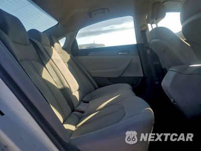 Zdjęcie 10 z 12 samochodu: 2018 HYUNDAI SONATA SPORT VIN:5NPE34AF6JH613607 - miniatura