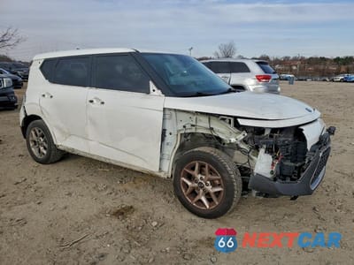 Czwarte zdjęcie samochodu z boku: 2020 KIA SOUL LX VIN:KNDJ23AU6L7713031 - miniatura