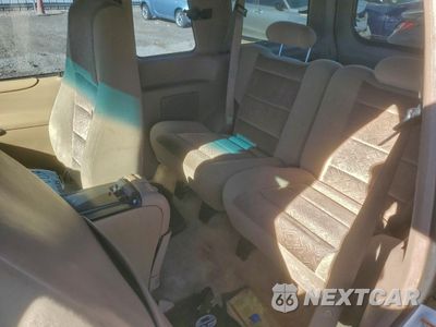 Zdjęcie 13 z 14 samochodu: 2001 FORD EXPLORER SPORT VIN:1FMCU60E81UA55690 - miniatura