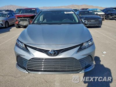 Piąte zdjęcie samochodu w środku: 2023 TOYOTA CAMRY LE VIN:4T1C11AK9PU185101 - miniatura
