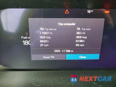 Zdjęcie 9 z 14 samochodu: 2023 VOLVO XC60 ULTIMATE VIN:YV4L12RA2P1392899 - miniatura