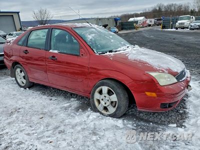 Czwarte zdjęcie samochodu z boku: 2005 FORD FOCUS ZX4 VIN:1FAFP34N05W163996 - miniatura