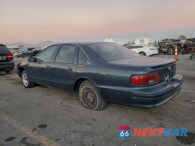 Drugie zdjęcie samochodu z przodu: 1996 CHEVROLET CAPRICE / IMPALA CLASSIC SS VIN:1G1BL52P2TR152927 - miniatura