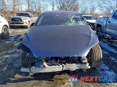 Piąte zdjęcie samochodu w środku: 2024 TESLA X VIN:7SAXCBE60RF438677 - miniatura