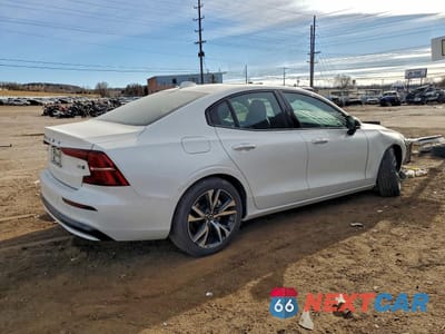 Trzecie zdjęcie samochodu z tyłu: 2025 VOLVO S60 CORE VIN:7JRL12GJ9SG362425 - miniatura