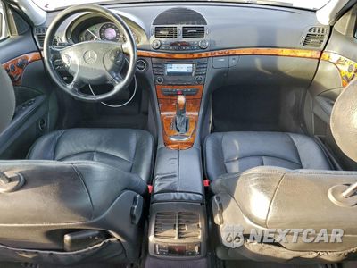Zdjęcie 8 z 14 samochodu: 2003 MERCEDES-BENZ E 500 VIN:WDBUF70J83A197370 - miniatura
