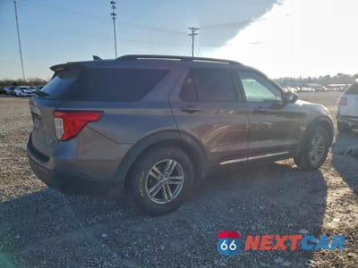 Trzecie zdjęcie samochodu z tyłu: 2021 FORD EXPLORER XLT VIN:1FMSK7DH0MGB40649 - miniatura
