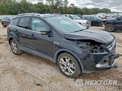 Czwarte zdjęcie samochodu z boku: 2014 FORD ESCAPE TITANIUM VIN:1FMCU0J9XEUE21413 - miniatura