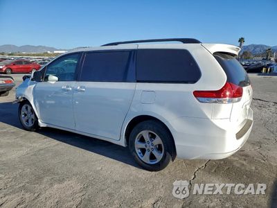 Drugie zdjęcie samochodu z przodu: 2013 TOYOTA SIENNA LE VIN:5TDKK3DC3DS386599 - miniatura