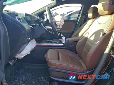 Zdjęcie 7 z 12 samochodu: 2021 MERCEDES-BENZ GLA 35 AMG VIN:W1N4N5BB7MJ233865 - miniatura