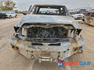 Piąte zdjęcie samochodu w środku: 2017 RAM 2500 LARAMIE VIN:3C6UR5NL4HG671449 - miniatura