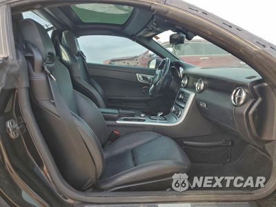 Zdjęcie 10 z 12 samochodu: 2016 MERCEDES-BENZ SLK 300 VIN:WDDPK3JA3GF123595 - miniatura