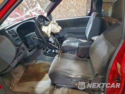 Zdjęcie 7 z 11 samochodu: 2000 NISSAN FRONTIER CREW CAB XE VIN:1N6ED27Y9YC372350 - miniatura