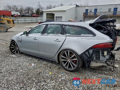 Drugie zdjęcie samochodu z przodu: 2018 JAGUAR XF S VIN:SAJBM2FV9JCY67393 - miniatura