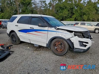 Czwarte zdjęcie samochodu z boku: 2017 FORD EXPLORER POLICE INTERCEPTOR VIN:1FM5K8AR5HGC34550 - miniatura