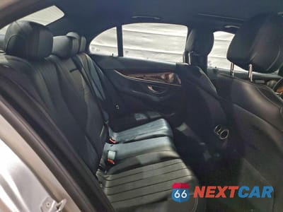 Zdjęcie 10 z 11 samochodu: 2017 MERCEDES-BENZ E 300 4MATIC VIN:WDDZF4KB6HA108596 - miniatura