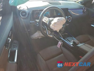 Zdjęcie 8 z 12 samochodu: 2021 MERCEDES-BENZ GLA 35 AMG VIN:W1N4N5BB7MJ233865 - miniatura