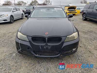 Piąte zdjęcie samochodu w środku: 2010 BMW 328 I VIN:WBAPH7C57AA175913 - miniatura